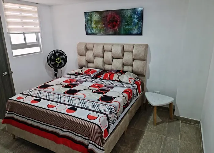 Aparta Estudio 2 Camas - Parqueadero Para Moto - Ibague - Cipres